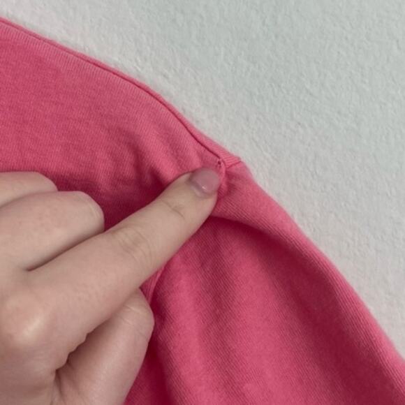 Comme des Garçons PLAY Heart T-Shirt in Pink - Picture 9 of 9